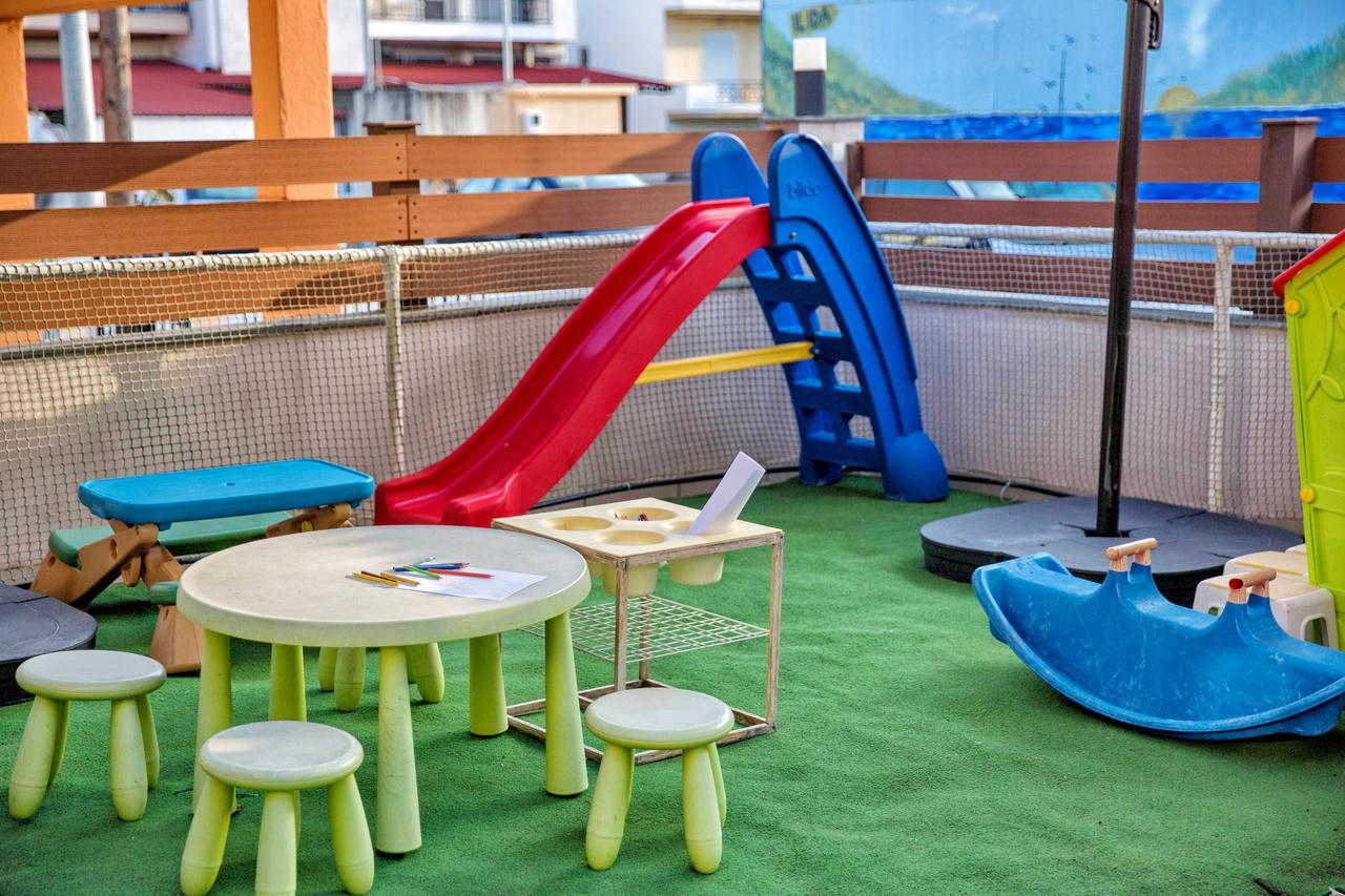 Ilida Apartments Néa Péramos Εξωτερικό φωτογραφία